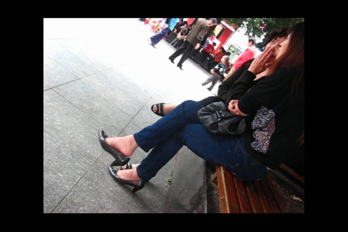 streetsnapdangl[00 03 51][20181126 234123 0]